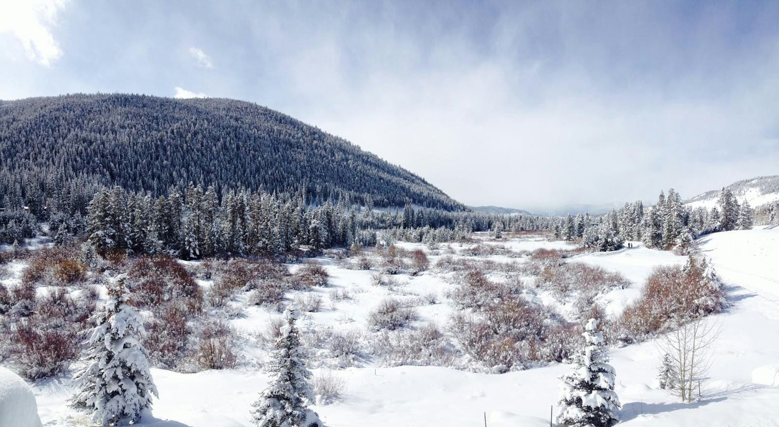 Featured image for “Copper Mountain Holiday 2025 Ski Guide: A family-friendly take on why Copper is pure holiday magic”